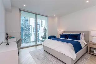 300 S Biscayne Blvd, Miami, FL 33131 - Photo 11