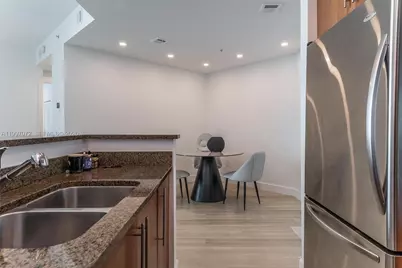 300 S Biscayne Blvd #T-3607, Miami, FL 33131 - Photo 23