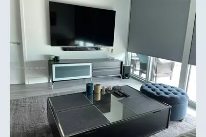 888 Biscayne Blvd #1810, Miami, FL 33132 - Photo 17