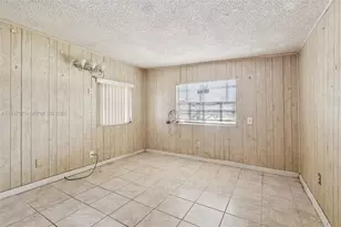 1611 NE 42nd Ct, Pompano Beach, FL 33064 - Photo 31