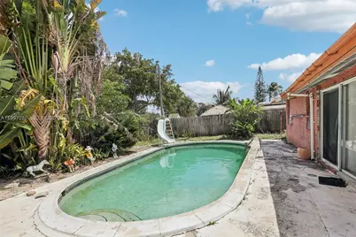 1611 NE 42nd Ct, Pompano Beach, FL 33064 - Photo 37
