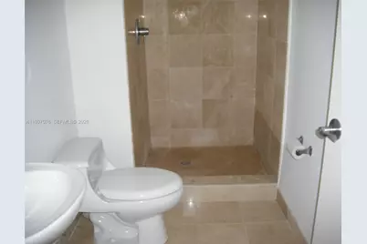 3330 NE 190th St #1615, Aventura, FL 33180 - Photo 13