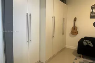 3330 NE 190th St, Aventura, FL 33180 - Photo 11