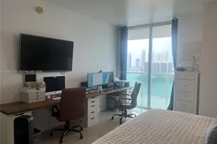 3330 NE 190th St, Aventura, FL 33180 - Photo 9