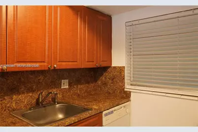 11855 NE 19th Dr #10, North Miami, FL 33181 - Photo 5