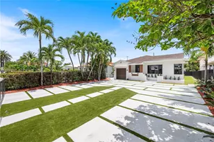 1405 Lenox Ave., Miami Beach, FL 33139 - Photo 1