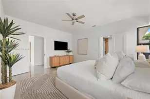 1405 Lenox Ave., Miami Beach, FL 33139 - Photo 13