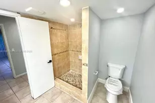 400 NE 18th Ave, Homestead, FL 33033 - Photo 11