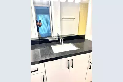 400 NE 18th Ave #206, Homestead, FL 33033 - Photo 5