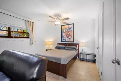 1181 NE 160th St #0, North Miami Beach, FL 33162 - Photo 7