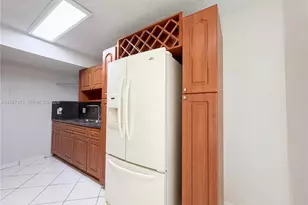 5790 W 26th Ave, Hialeah, FL 33016 - Photo 9