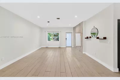 1126 NE 16th Ct, Fort Lauderdale, FL 33305 - Photo 5