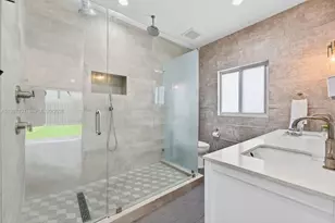 1126 NE 16th Ct, Fort Lauderdale, FL 33305 - Photo 9