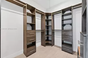 1126 NE 16th Ct, Fort Lauderdale, FL 33305 - Photo 11