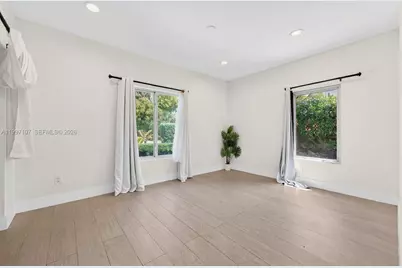 1126 NE 16th Ct, Fort Lauderdale, FL 33305 - Photo 15