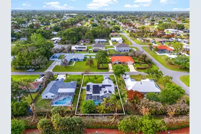 694 SE Karrigan Ter, Port Saint Lucie, FL 34983 - Photo 59