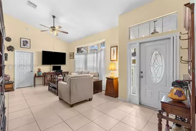 694 SE Karrigan Ter, Port Saint Lucie, FL 34983 - Photo 15