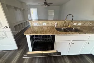 4413 SW 15th Pl, Cape Coral, FL 33914 - Photo 7