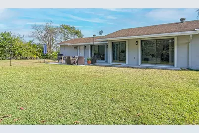 10900 SW 124th Rd, Miami, FL 33176 - Photo 21