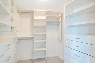 226 Ocean Dr, Miami Beach, FL 33139 - Photo 41