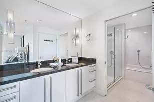 226 Ocean Dr, Miami Beach, FL 33139 - Photo 39