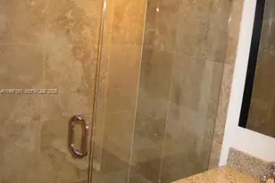 1611 Michigan Ave, Miami Beach, FL 33139 - Photo 15