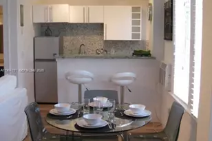 1611 Michigan Ave, Miami Beach, FL 33139 - Photo 9