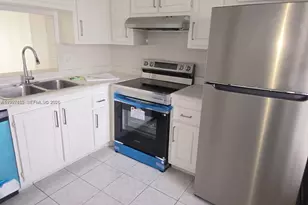 320 NE 12th Ave, Hallandale Beach, FL 33009 - Photo 9