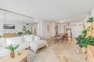 6039 Collins Ave, Miami Beach, FL 33140 - Photo 7