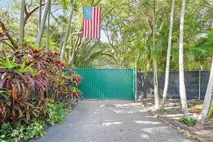 15425 SW 268th St, Homestead, FL 33032 - Photo 5