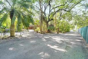 15425 SW 268th St, Homestead, FL 33032 - Photo 7