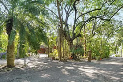 15425 SW 268th St, Homestead, FL 33032 - Photo 19