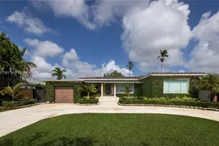 429 Deer Run, Miami Springs, FL 33166 - Photo 1