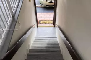 2246 W 74th St, Hialeah, FL 33016 - Photo 9