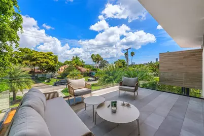 521 Holiday Dr, Hallandale Beach, FL 33009 - Photo 35