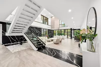 521 Holiday Dr, Hallandale Beach, FL 33009 - Photo 11