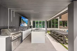 521 Holiday Dr, Hallandale Beach, FL 33009 - Photo 21