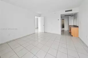 6450 Collins Ave, Miami Beach, FL 33141 - Photo 21