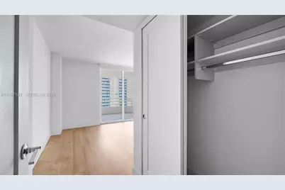 555 NE 34th St #2404, Miami, FL 33137 - Photo 27