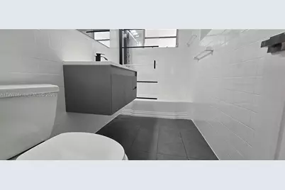 75 SW 32nd Ct Rd, Miami, FL 33135 - Photo 11