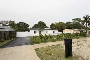 1215 Kasim St, Opa-Locka, FL 33054 - Photo 3