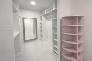 1215 Kasim St, Opa-Locka, FL 33054 - Photo 9