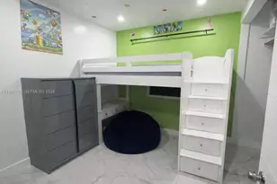 1215 Kasim St, Opa-Locka, FL 33054 - Photo 11