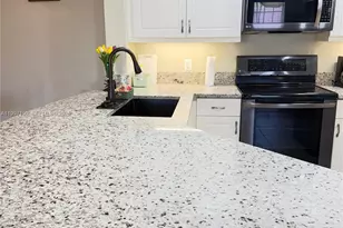 1522 SW 50th St, Cape Coral, FL 33914 - Photo 7