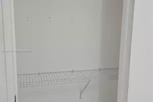 702 NW 87th Ave, Miami, FL 33172 - Photo 15