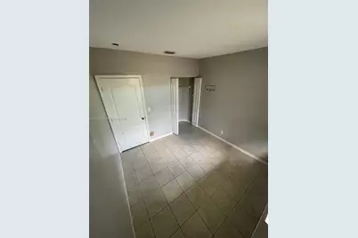 870 NE 212th Ter #3, Miami, FL 33179 - Photo 7