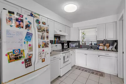 3712 SW 12th Ct, Fort Lauderdale, FL 33312 - Photo 11