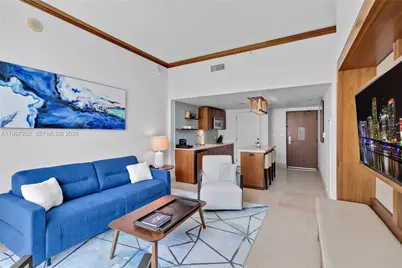 6801 Collins Ave #214, Miami Beach, FL 33141 - Photo 3