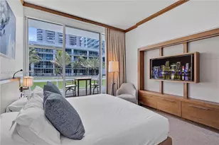 6801 Collins Ave, Miami Beach, FL 33141 - Photo 7