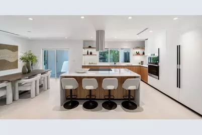 19721 NE 23 Ave, Miami, FL 33180 - Photo 11